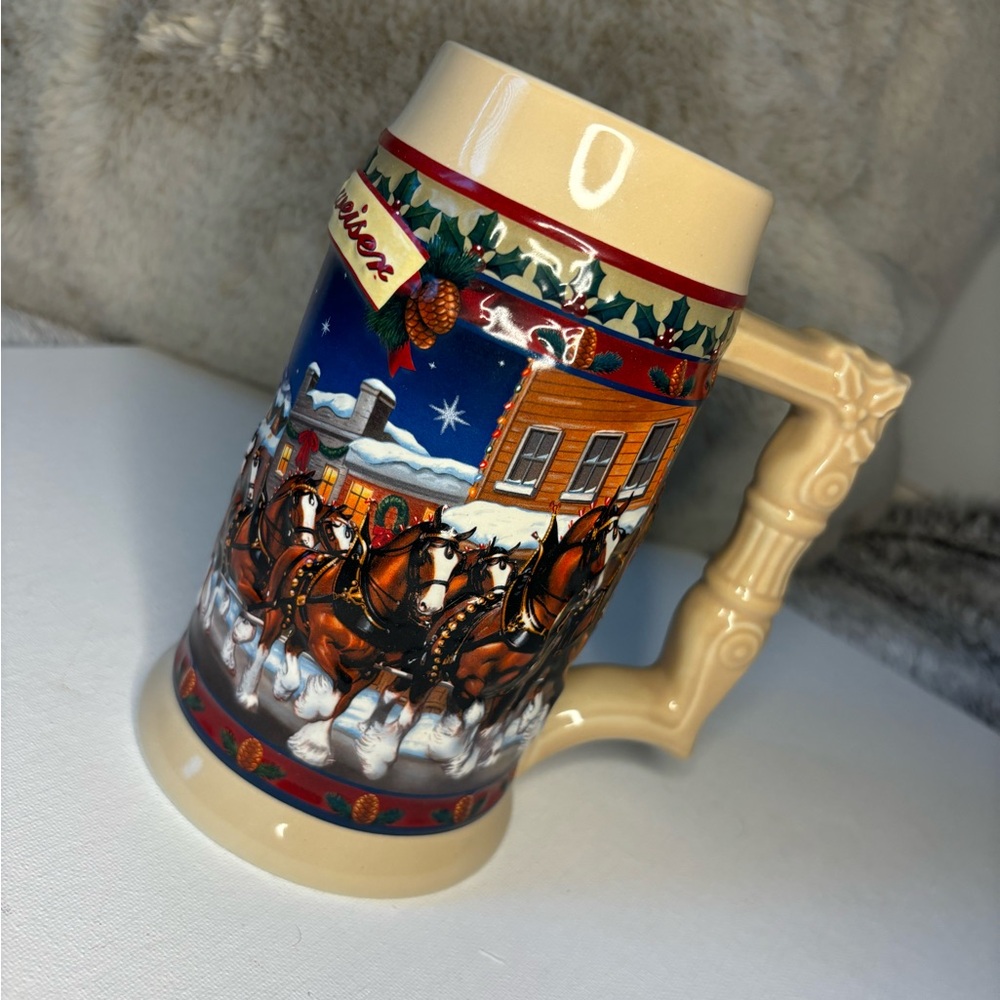 Budweiser 2003 Vintage Beer Stein - Christmas Clydesdales "Old Towne Holiday"